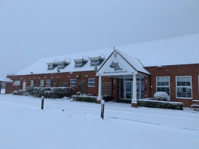 Silverstone Golf Club And Hotel Buitenkant foto