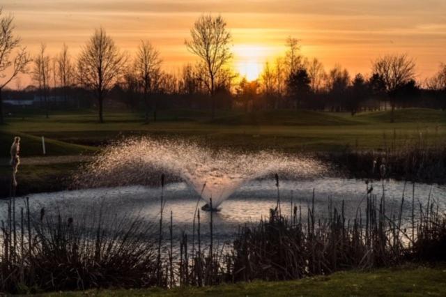 Silverstone Golf Club And Hotel Buitenkant foto
